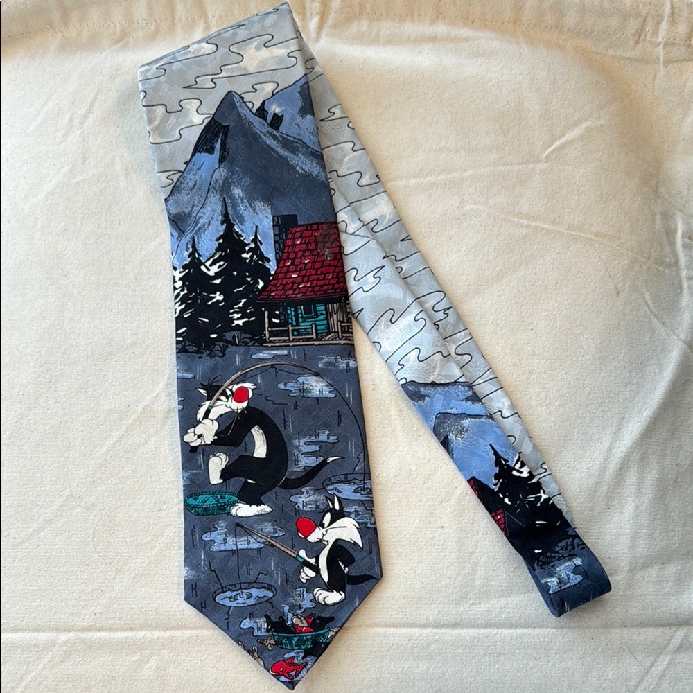Loony Tunes Sylvester the cat neck tie